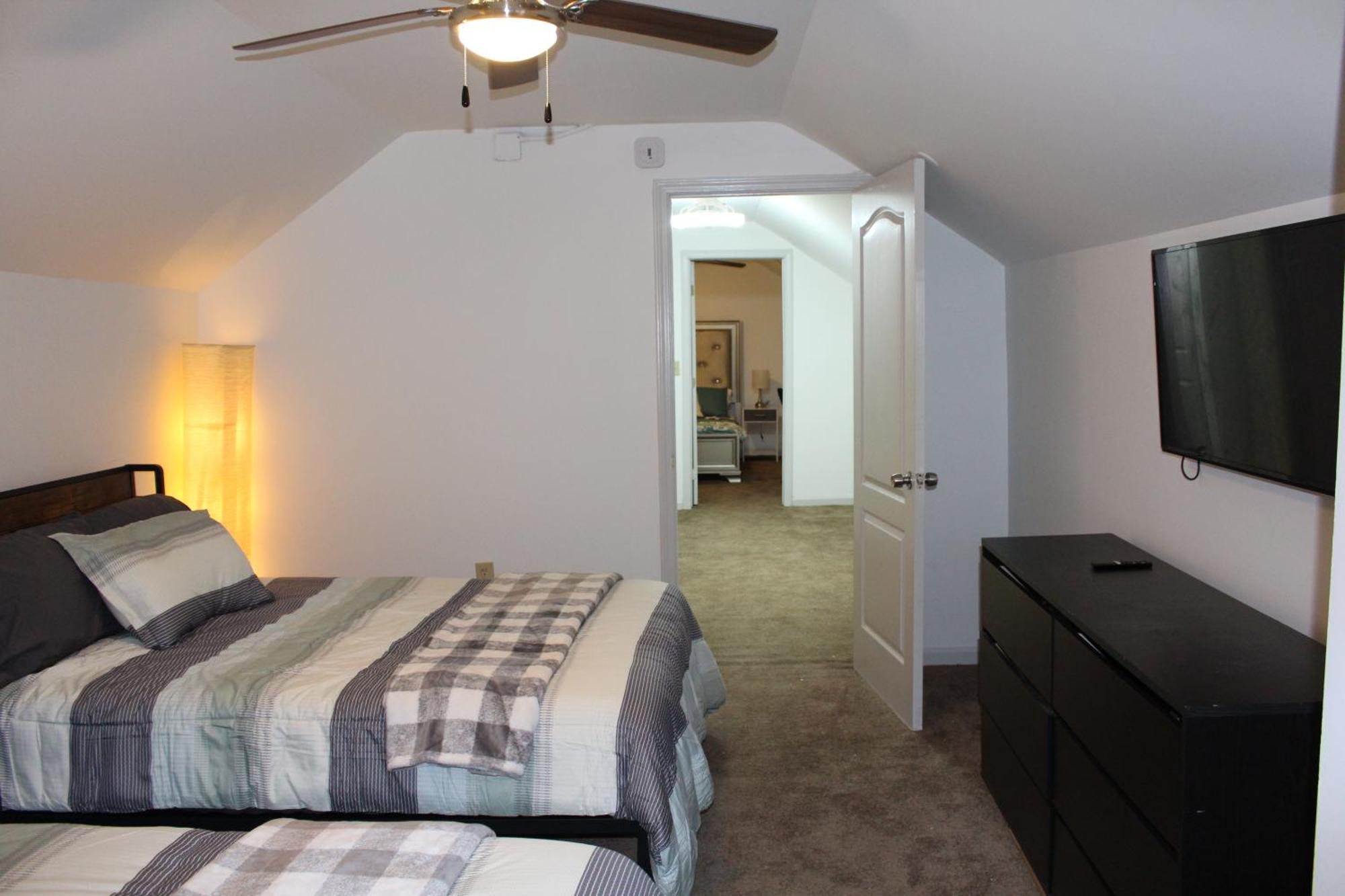 Homestay Shared With Private